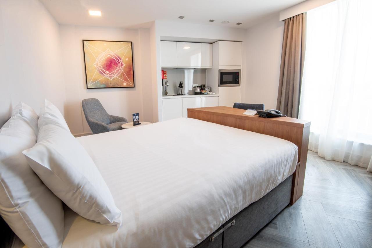 Roomzzz London Stratford Luaran gambar